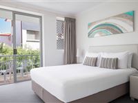 2 Bedroom Deluxe Apartment - BreakFree Diamond Beach Broadbeach