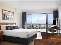Studio Apartment Bedroom-BreakFree Great Sandy Straits